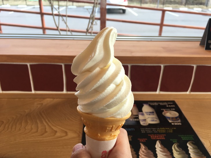 山川牧場ミルクプラント ソフトクリーム バニラ